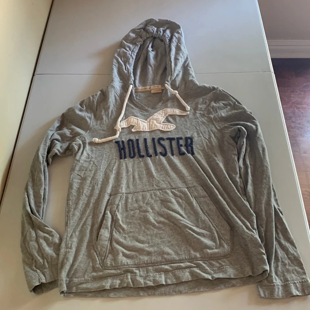Hollister womens size small thin lightweight cotton hoodie gray embroidered logo